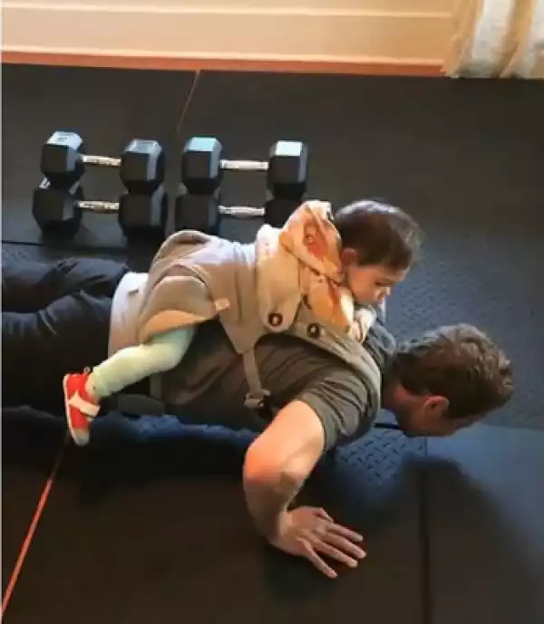 Facebook CEO, Mark Zuckerberg And His 16-Month-Old Daughter Hit The Gym [Photos]